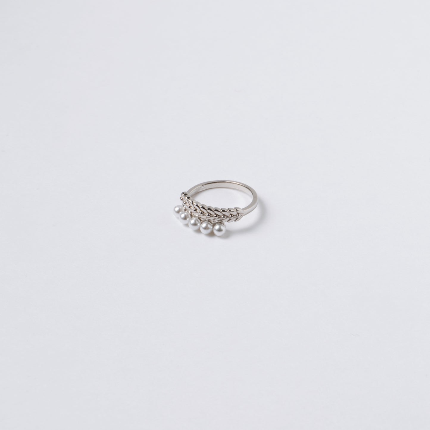 PERLES TOMBANT DANS LA RIVIÈRE D'ÉTOILES - Bague en Argent 925 avec Perle