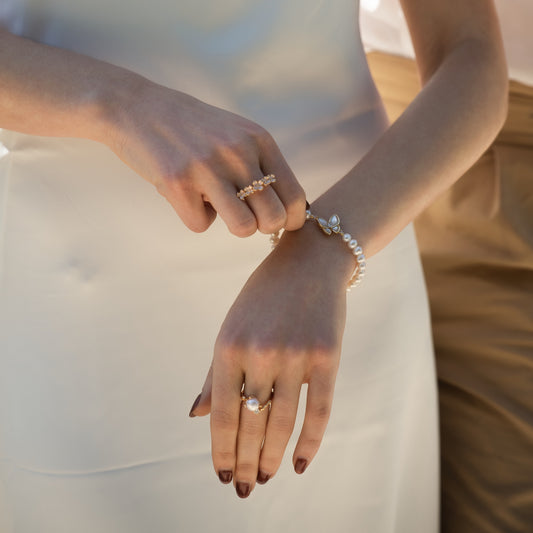 LARMES DE PAPILLON - Bracelet de Perles