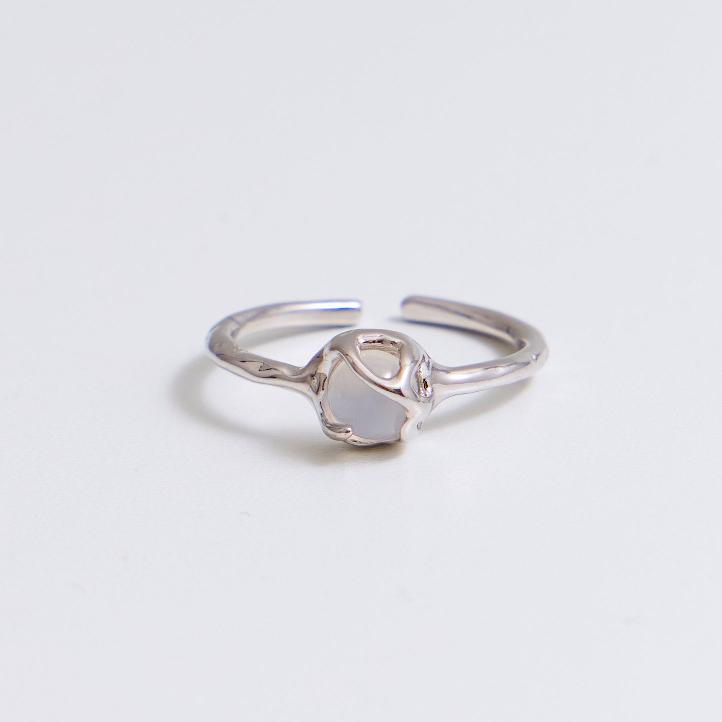 LUNE FIGÉE DANS LE SÈVE LUMINEUSE - Bague en Argent 925 avec Jade