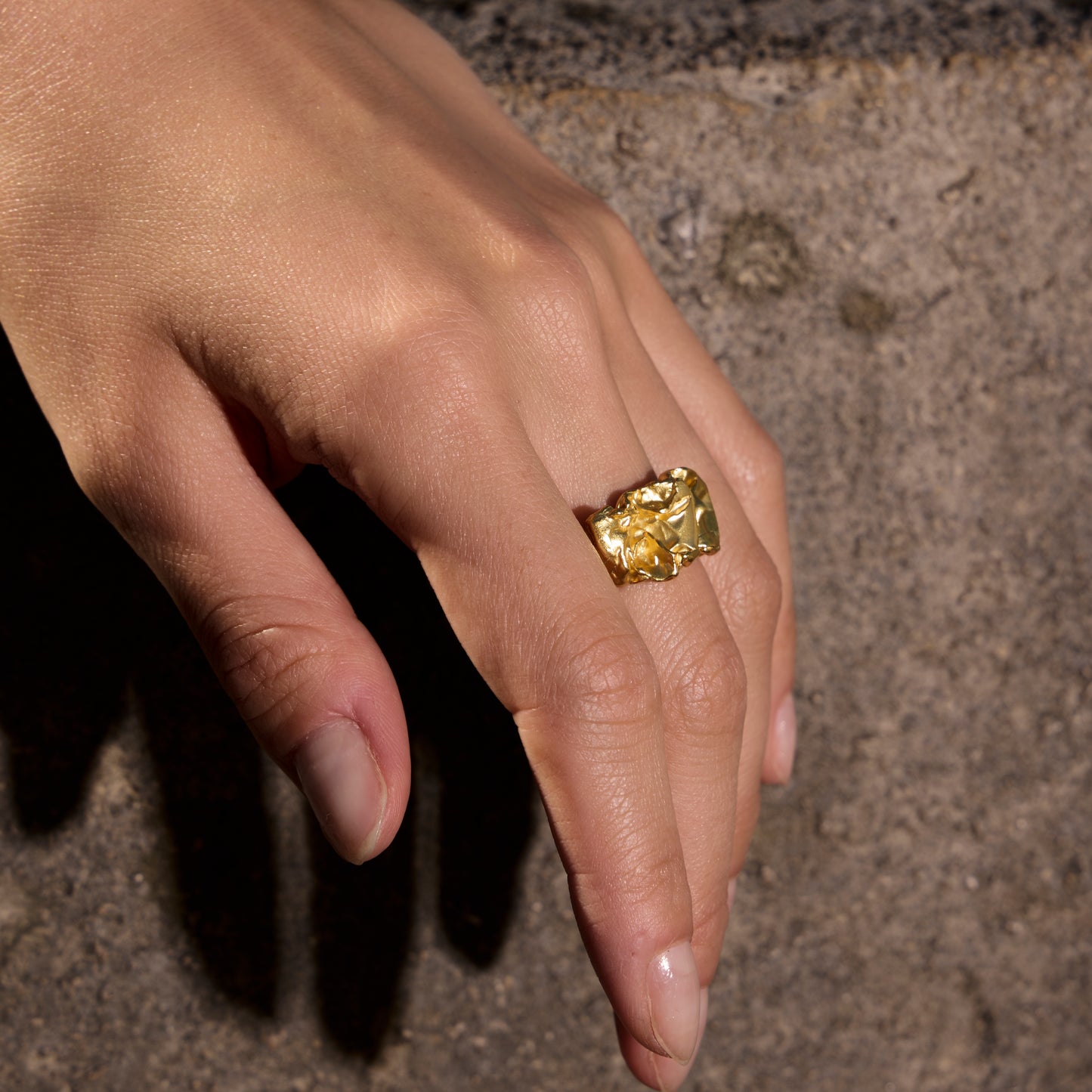 SOLEIL PLISSÉ - Bague en argent 925 plaqué Or 18 carats