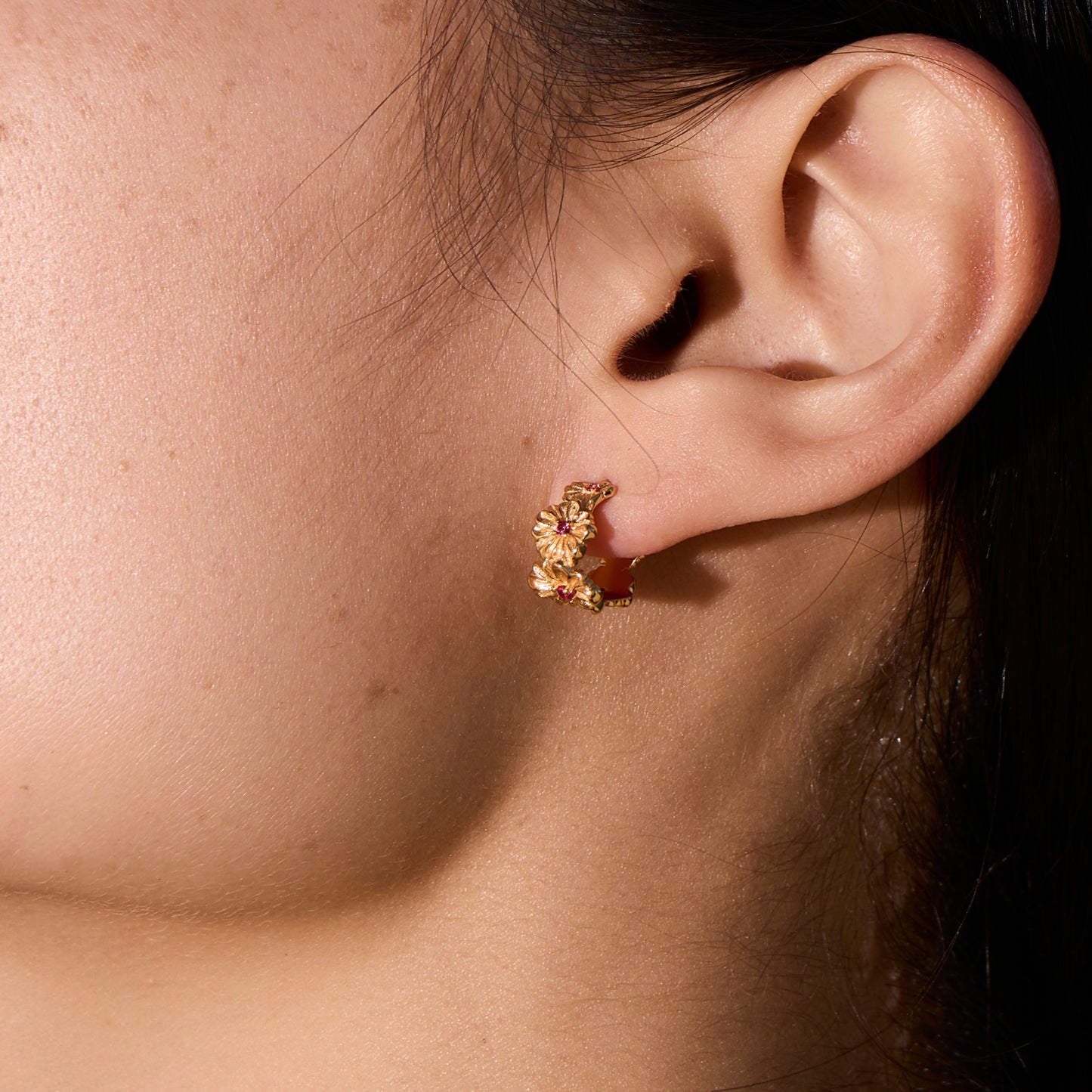 CHRYSANTHÈME DE LA HAIE ORIENTALE - Boucles d'oreilles en Argent 925 avec Zircon plaqué Or