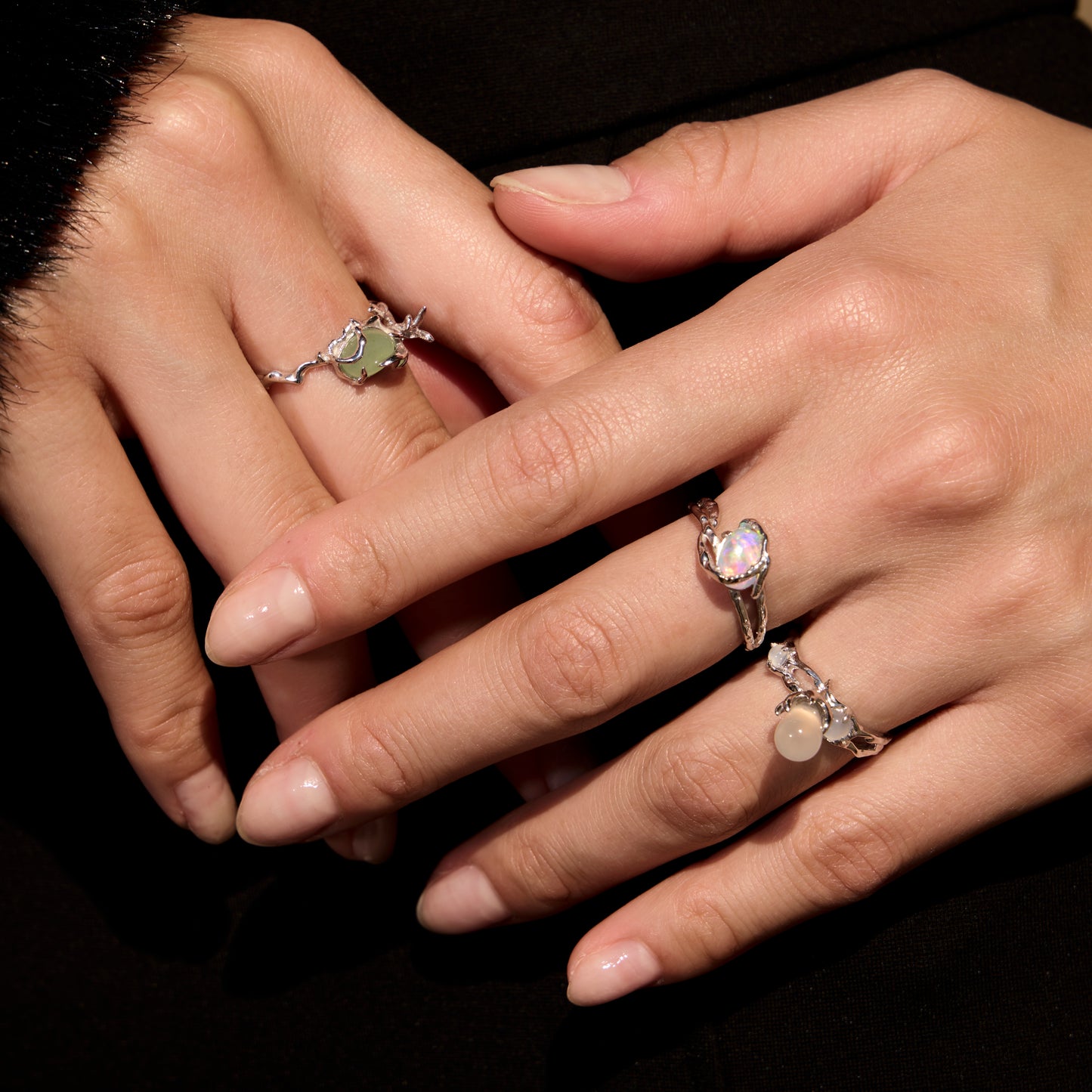 LUNE FIGÉE DANS LE SÈVE LUMINEUSE - Bague en Argent 925 avec Jade