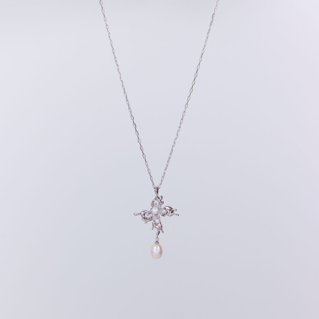 PAPILLON DE FIN DE PRINTEMPS - Collier en Argent 925 avec Perle