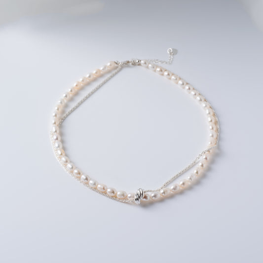 PERLE ET ARGENT ENTRELACÉS - Collier de Perles