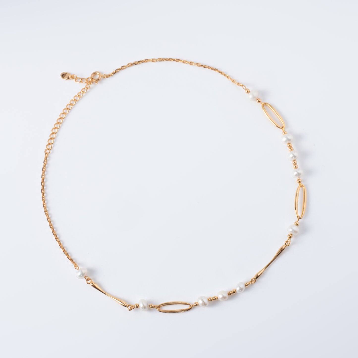 REFLET DE PERLE DANS L'EAU D'AUTOMNE - Collier de perles